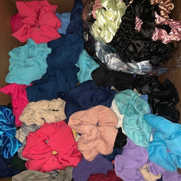 Random Assorted 25 Hair Tie Scrunchies Mixed Lot - Picture 10 of 14